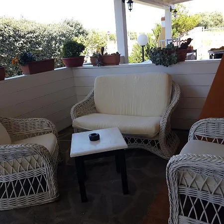 Casa Con Giardino Olbia